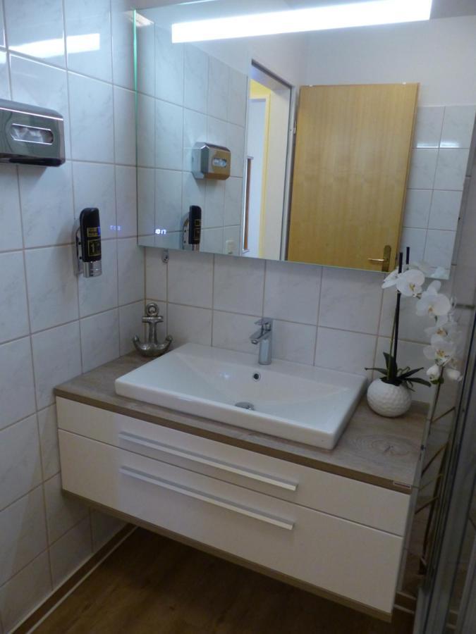 Ferienwohnung 12 - Seewald Haus Huehnergott Sellin  Exteriör bild